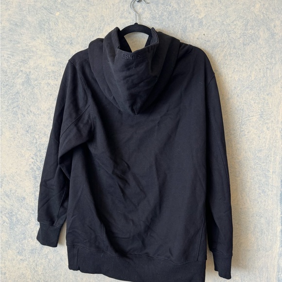 Essentials | Heavyweight Black Hoodie Sweatshirt - Picture 4 of 6